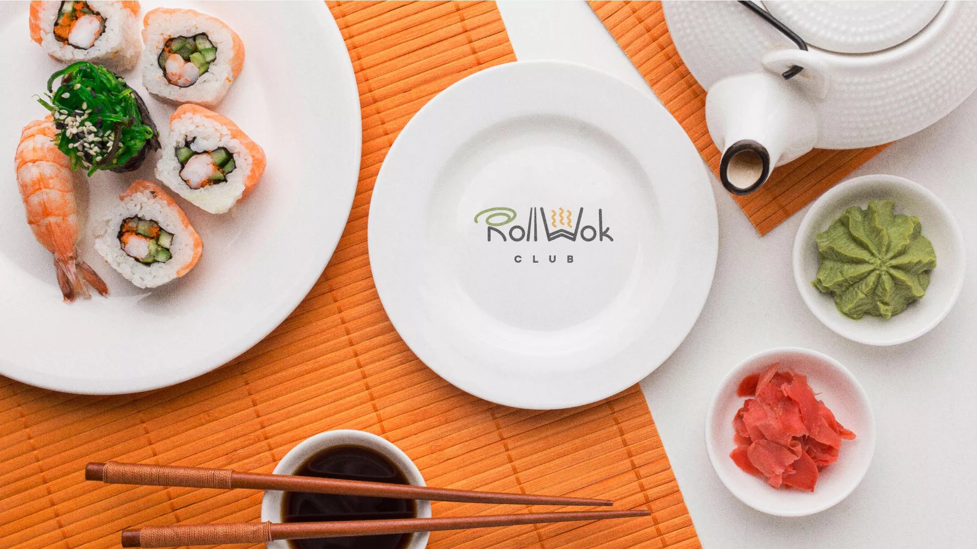 Разработка логотипа и фирменного стиля суши-бара «Roll Wok Club» в Заозёрном